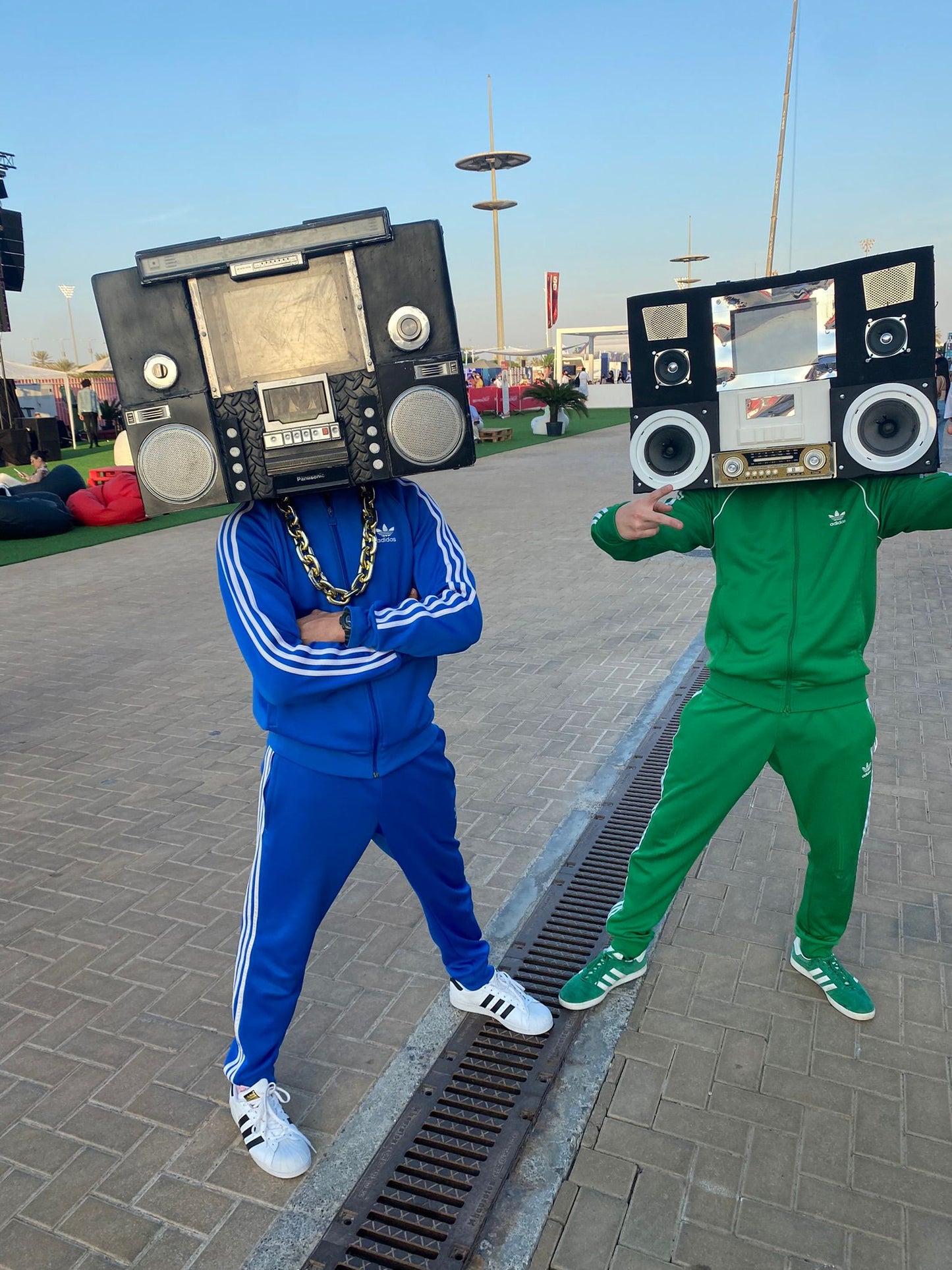 Boombox heads