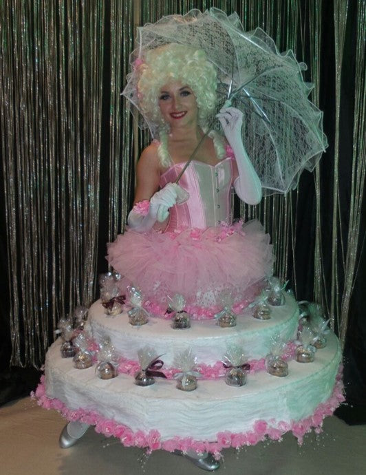 Cup Cake Strolling Table Lady