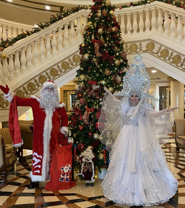 Ded Moroz & Snegurochka