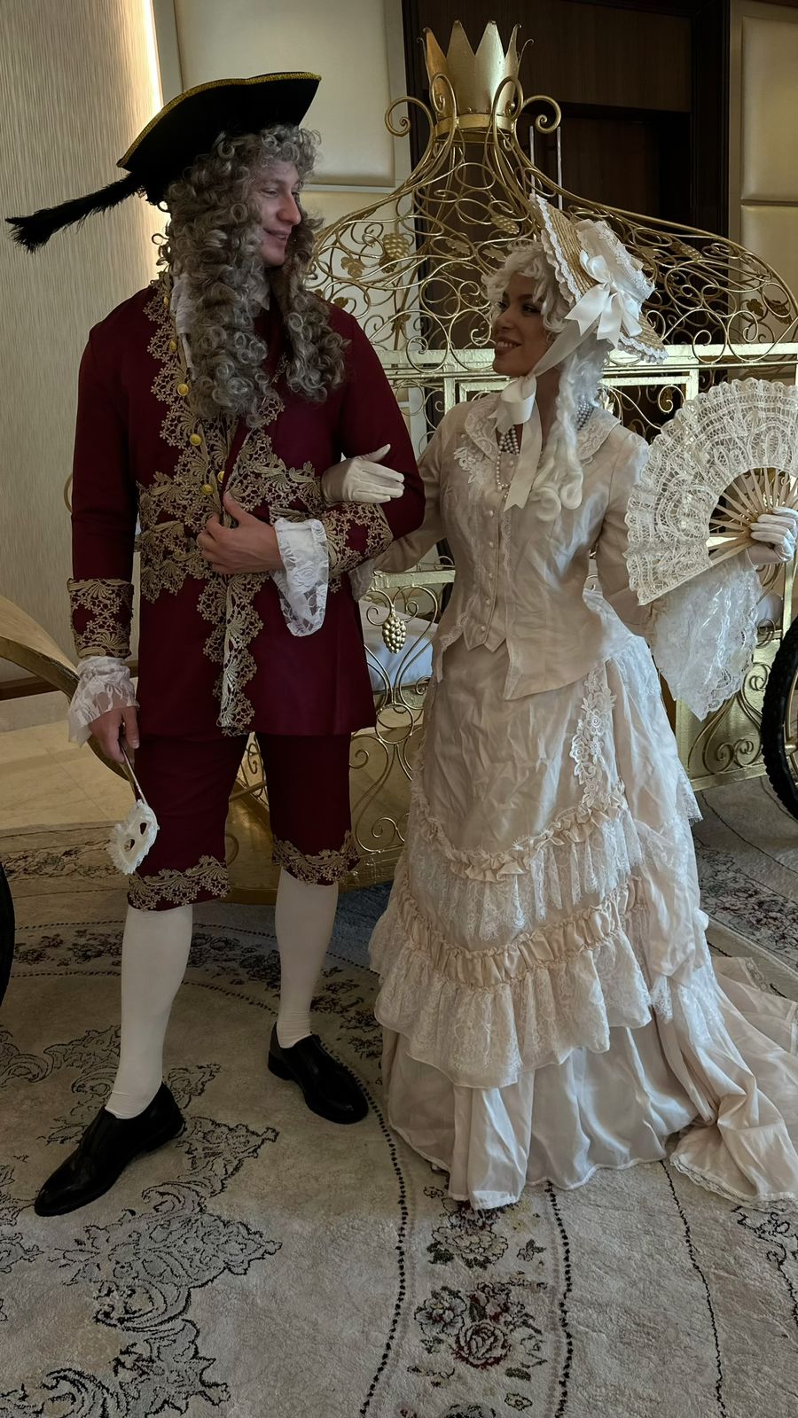 French Baroque roaming characters