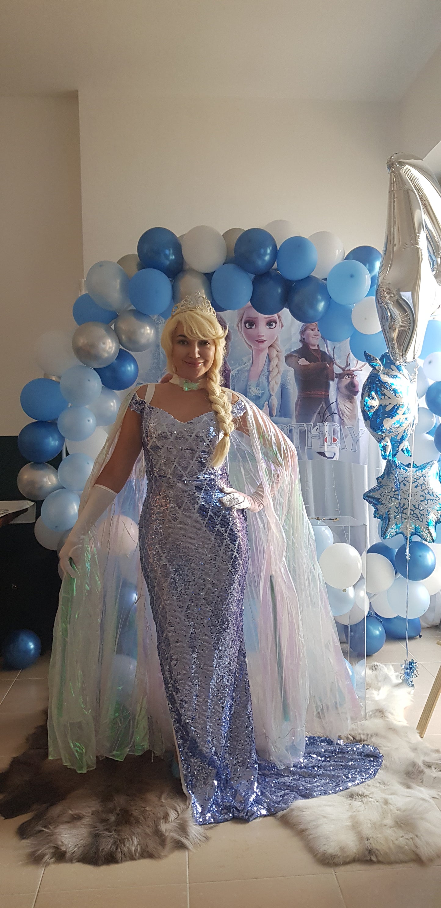 Frozen Roaming Characters