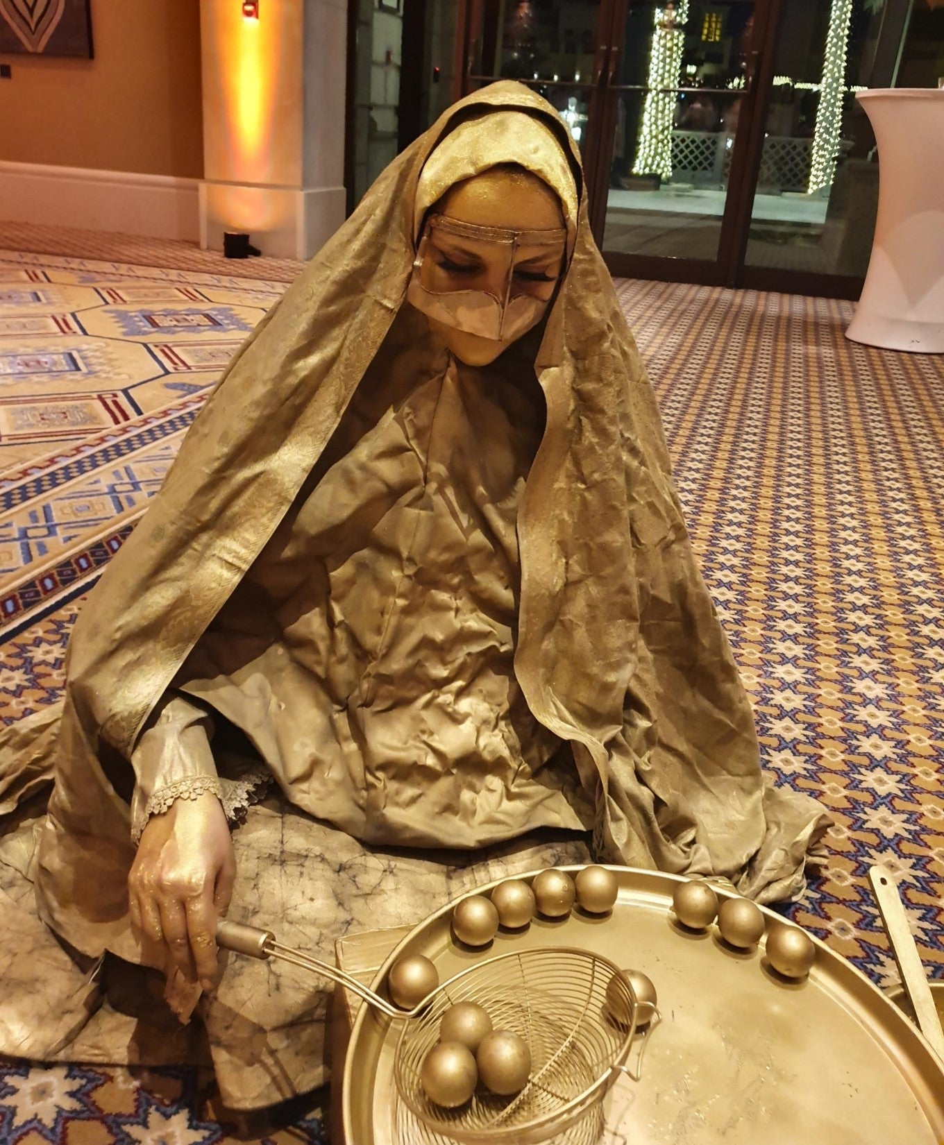 Human Statue Luqaimat making