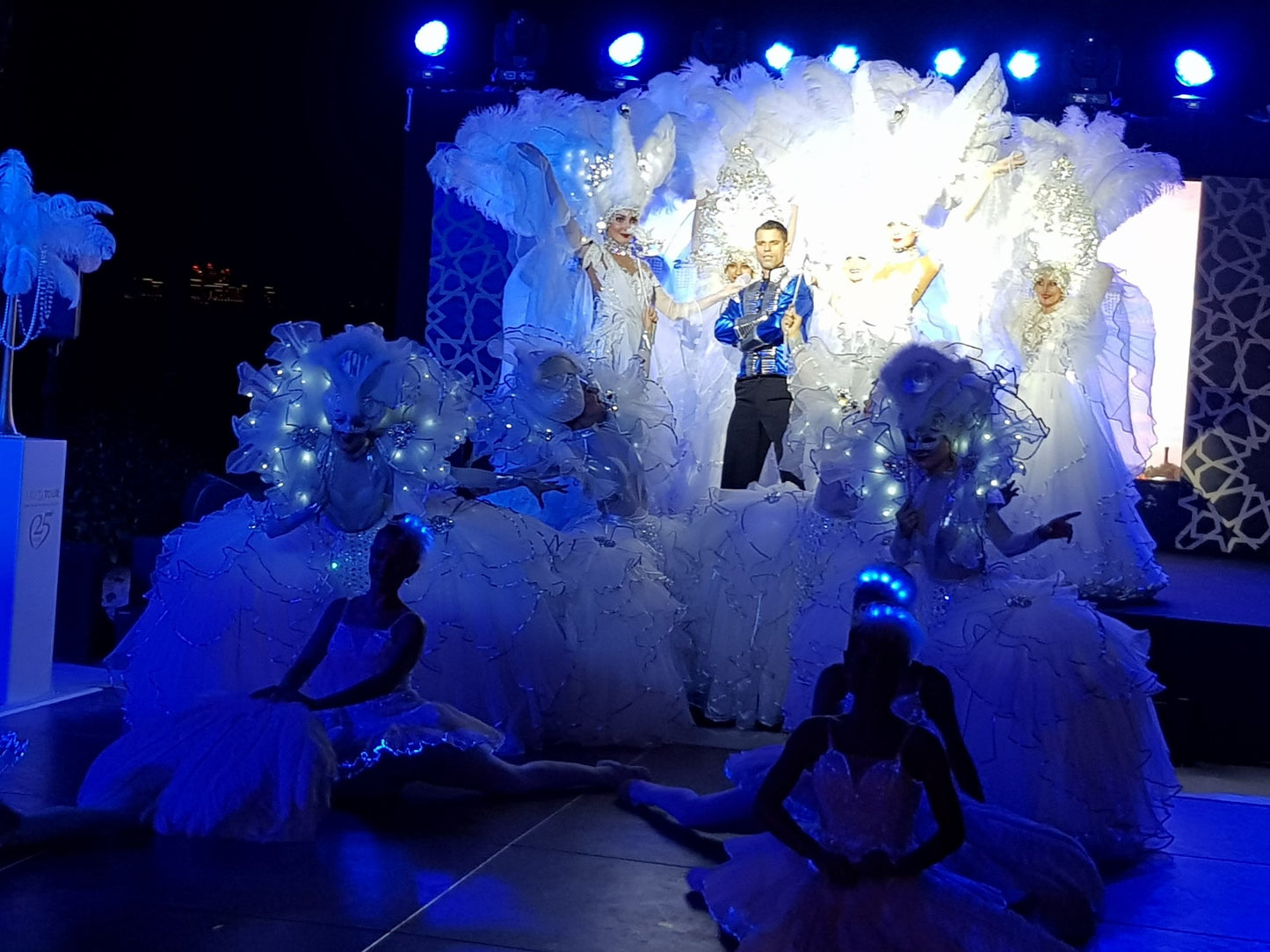 Luxury show “Party Like a Russian” by Elegant Arts