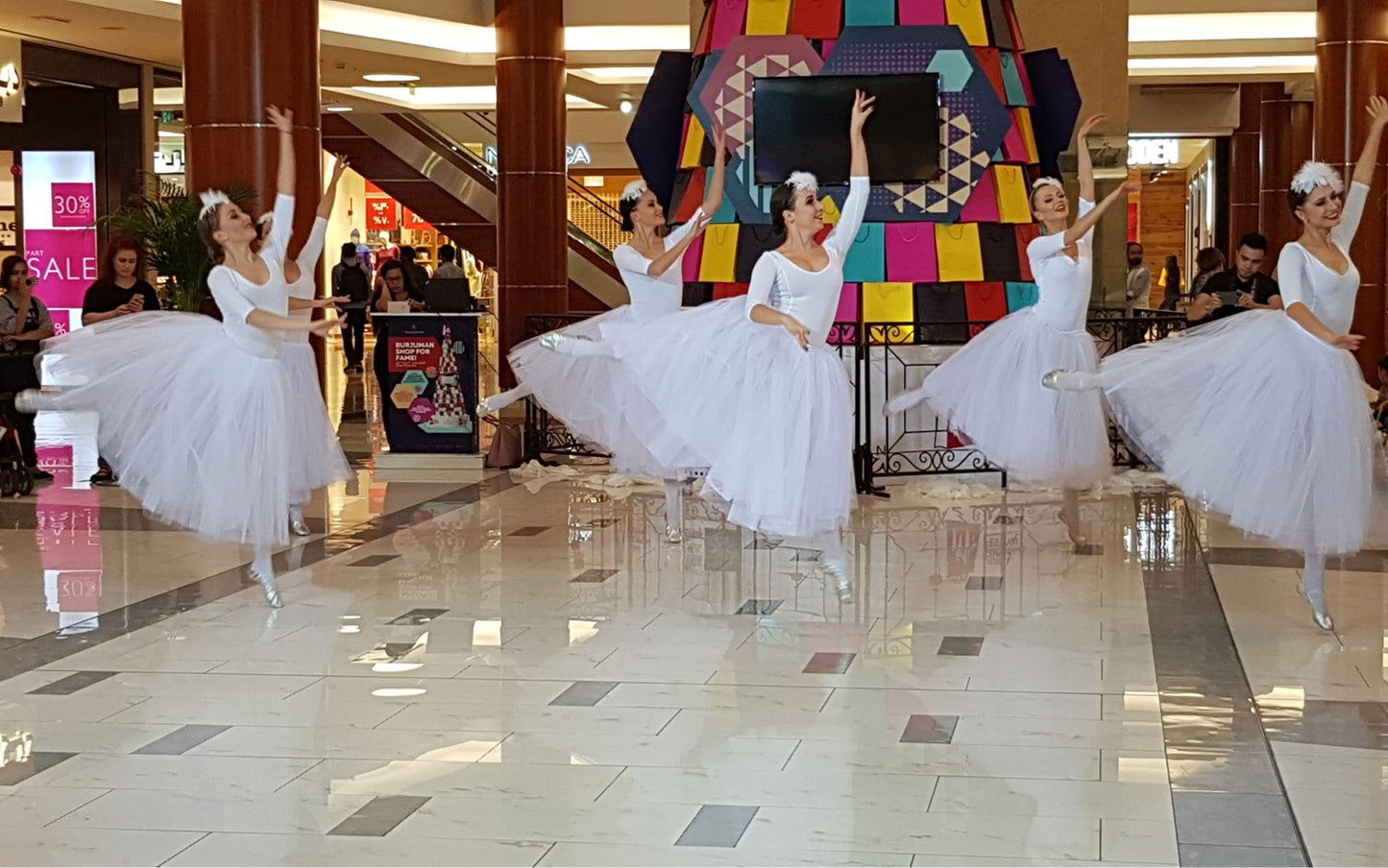 Syrian Themed Belle Dancers by Elegant Arts