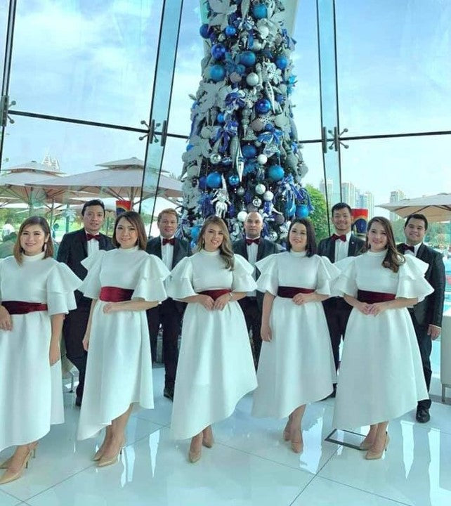 White Christmas Carol Singers