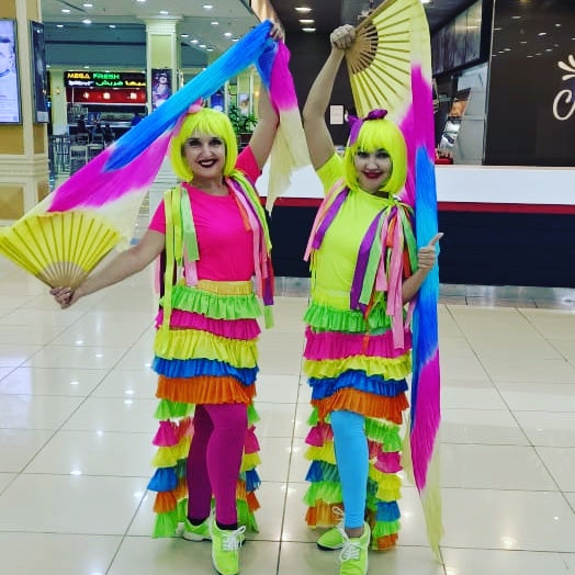 Wheels fans dancers by Fidelio Arts