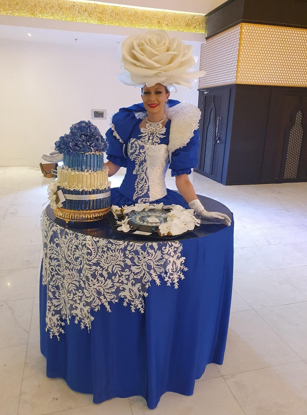 Blue and White Strolling Table Ladies