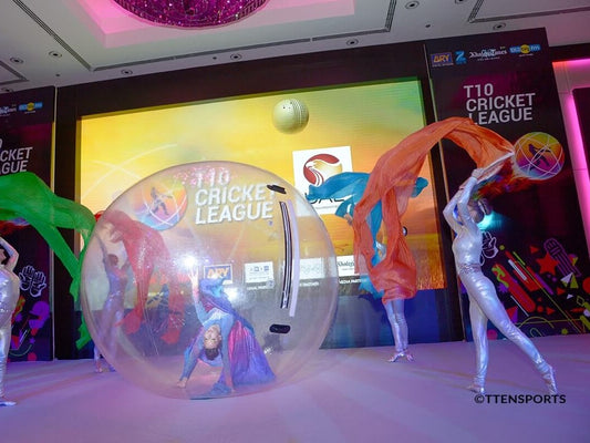 Bubble acrobat by Elegant Arts