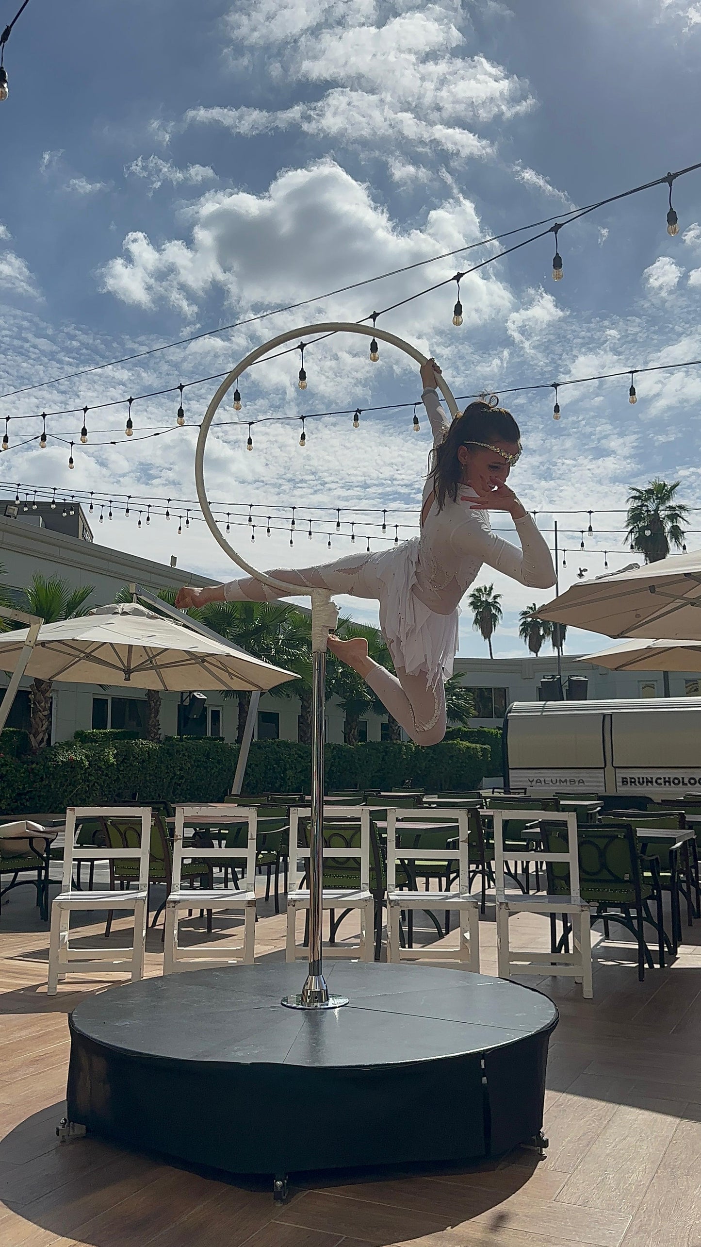 Freestanding hoop
