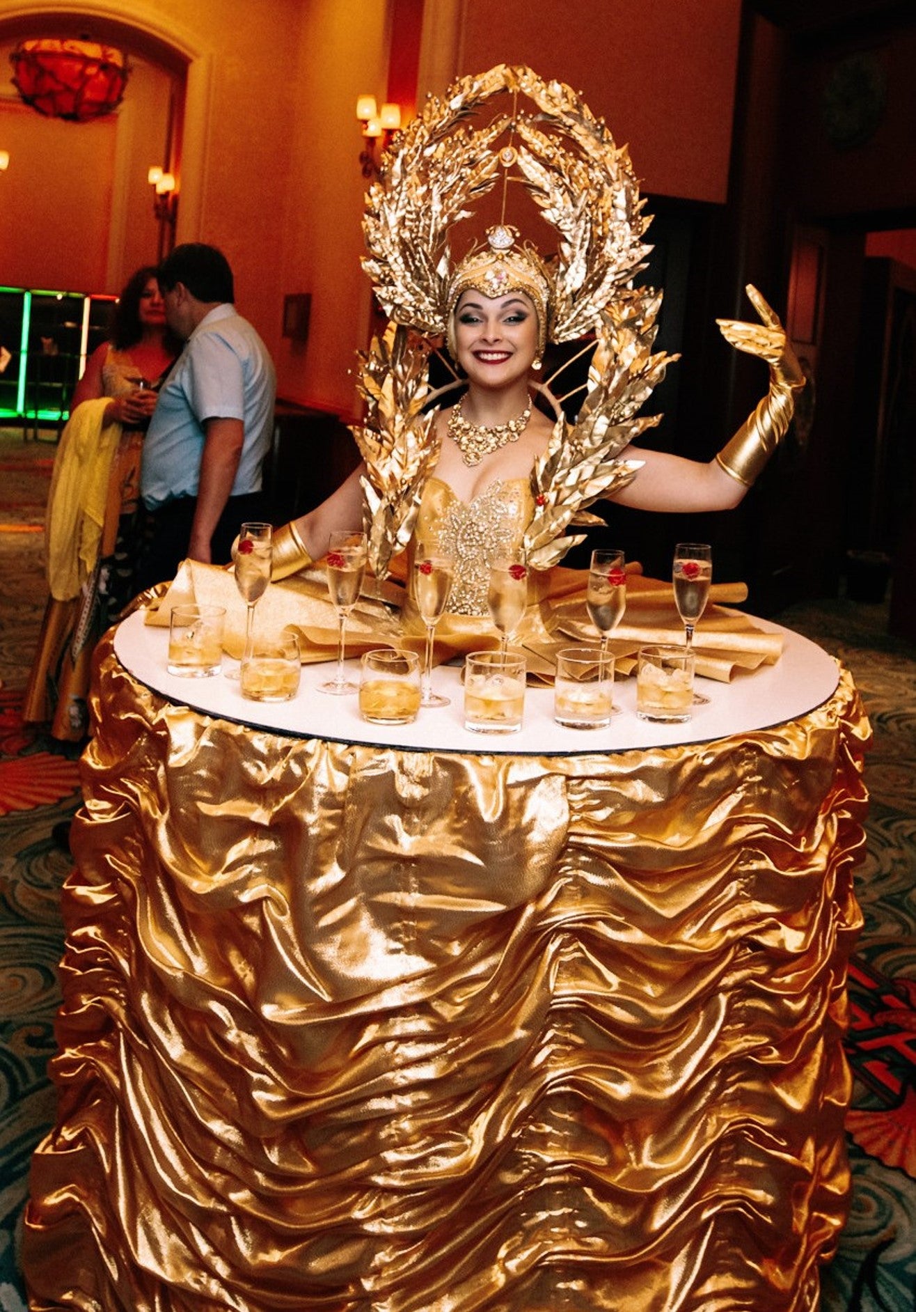 Golden Strolling Table Ladies