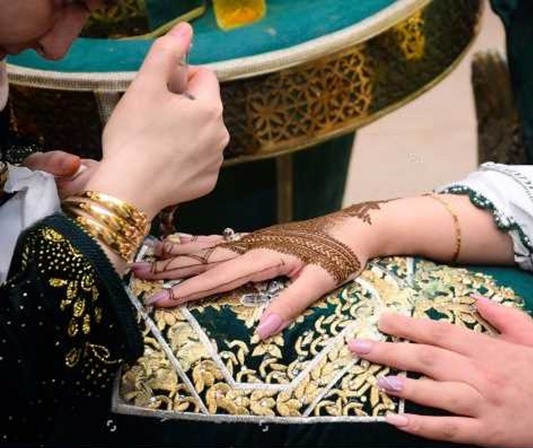 Henna Artist By Abu Muhammed