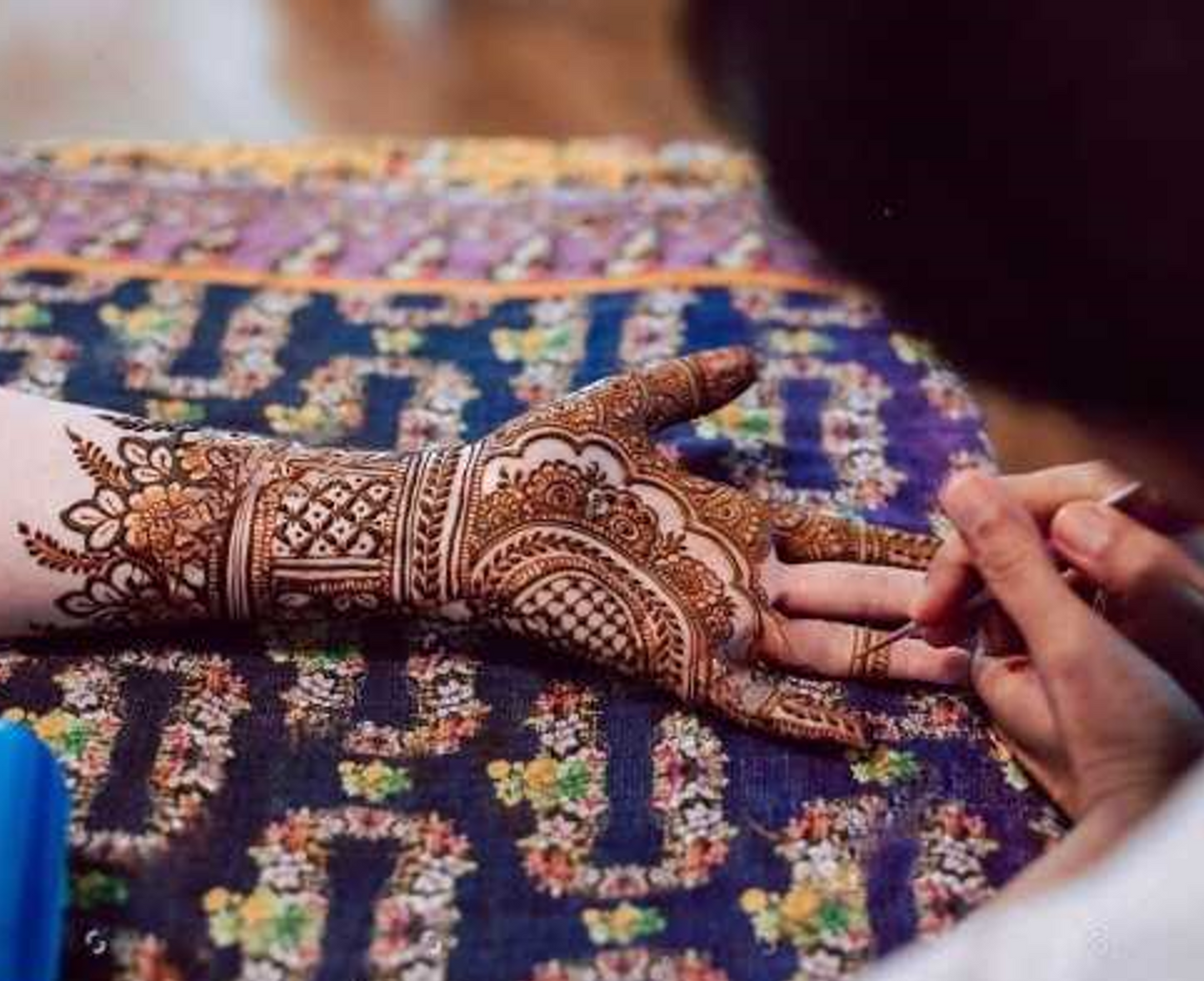 Henna Artist By Abu Muhammed