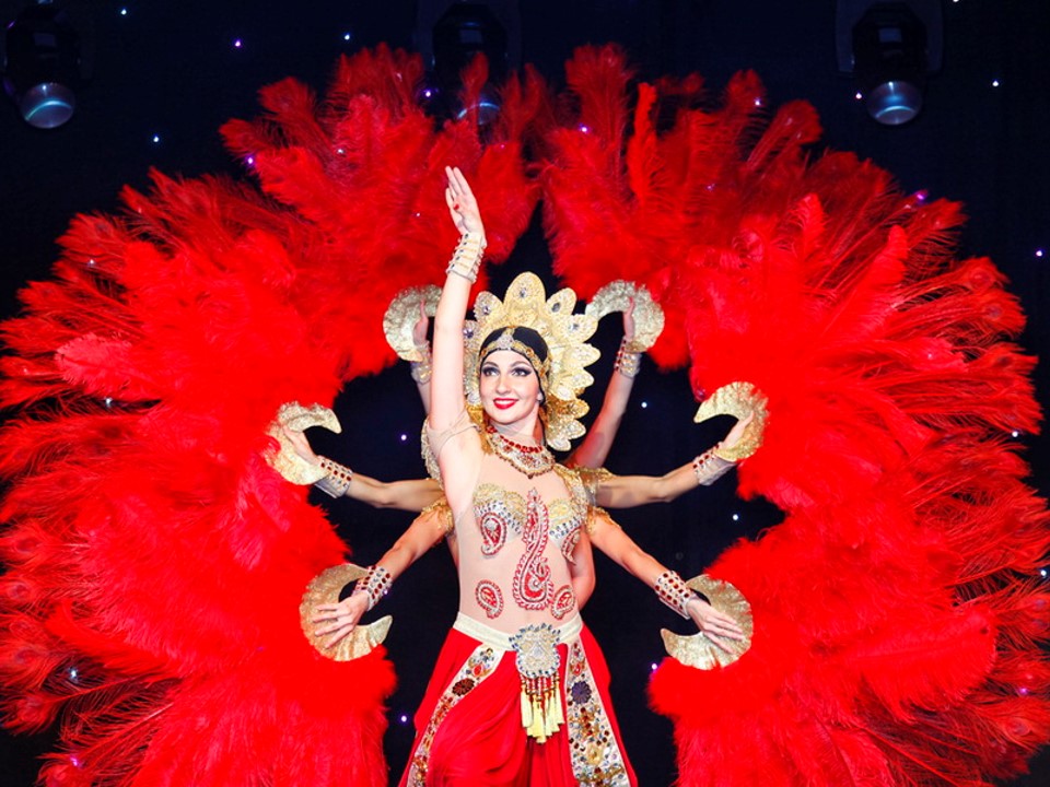 Indian Fusion show “Maharajah” by Elegant Arts