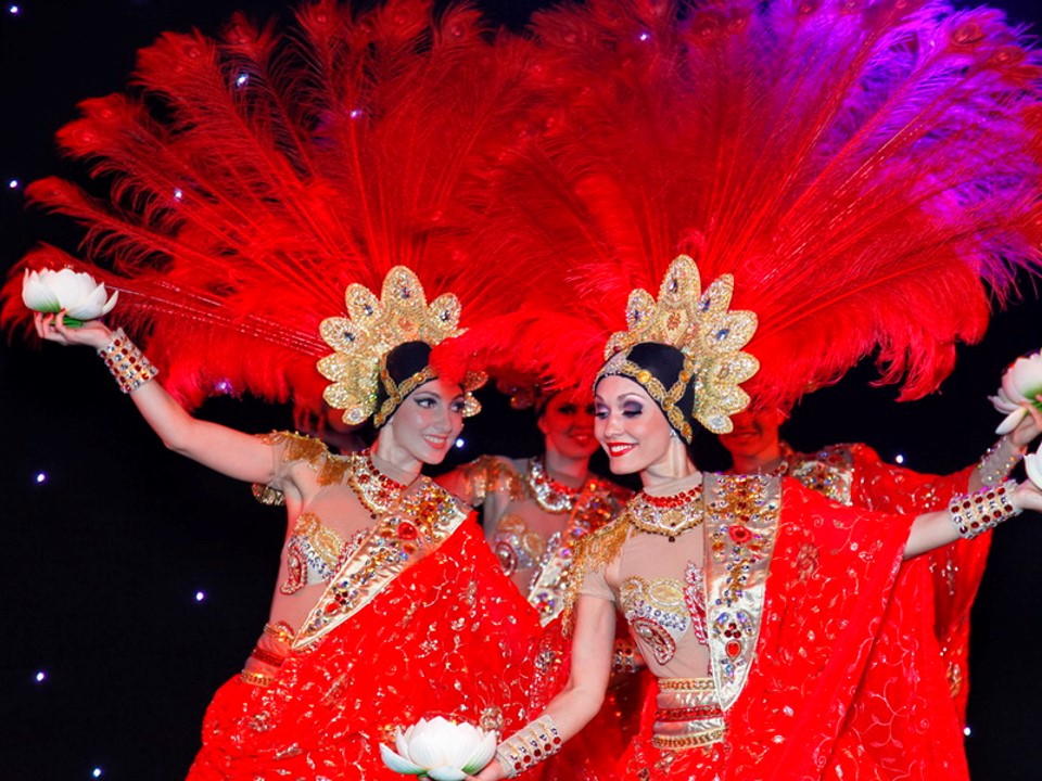 Indian Fusion show “Maharajah” by Elegant Arts