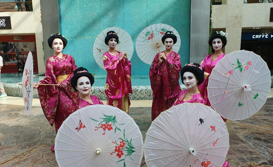 Japanese Dancers by Elegant Arts