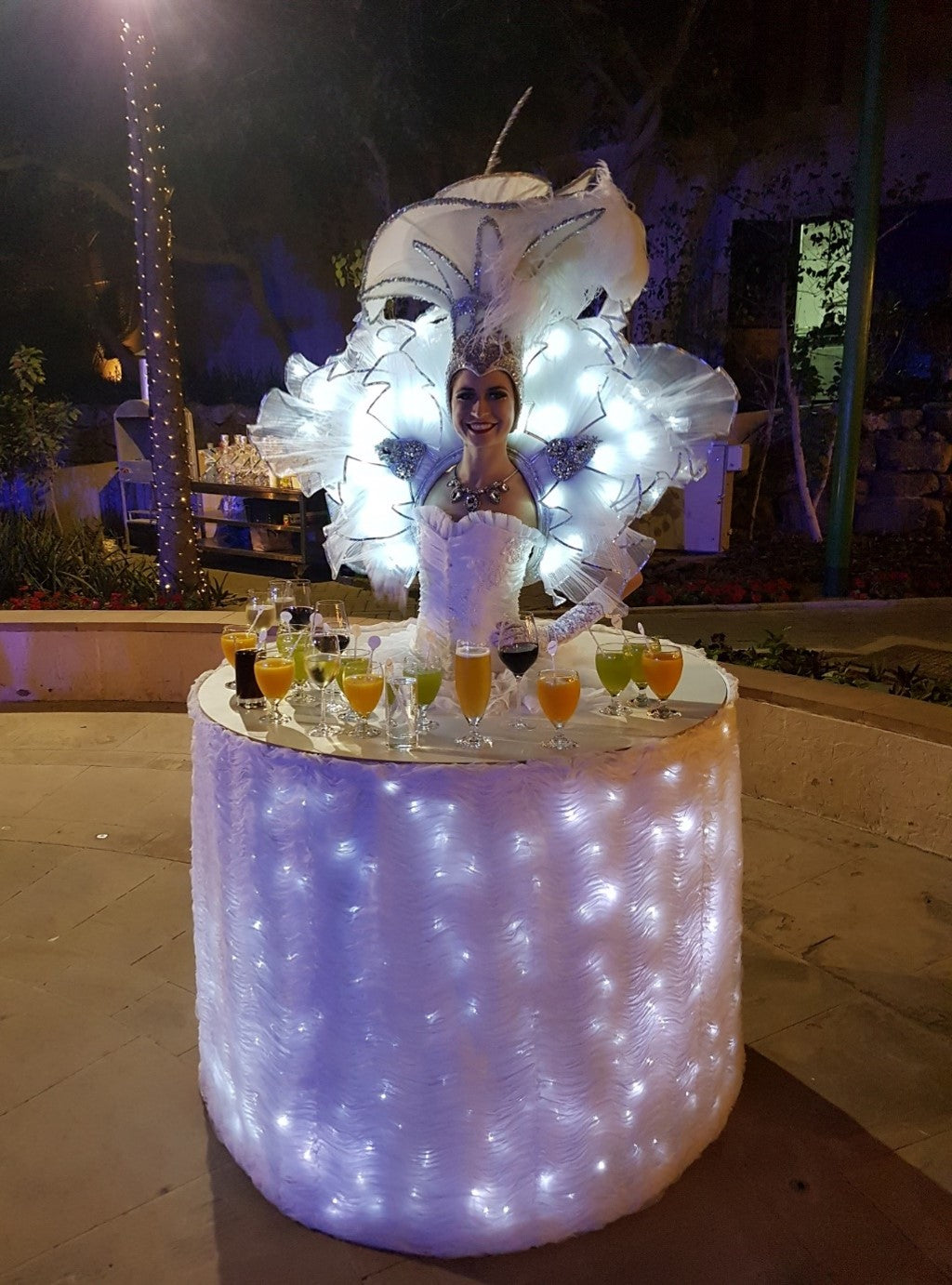 LED White Strolling Table Ladies