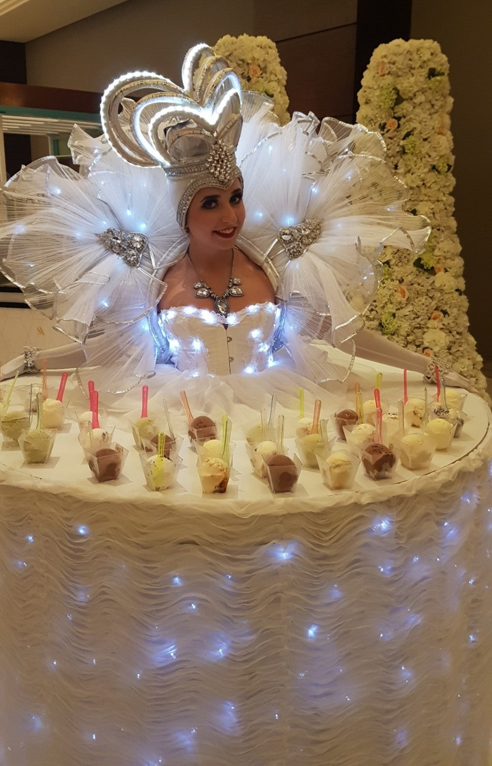 LED White Strolling Table Ladies