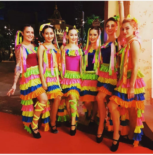 Latino carnival dancers by Fidelio Arts