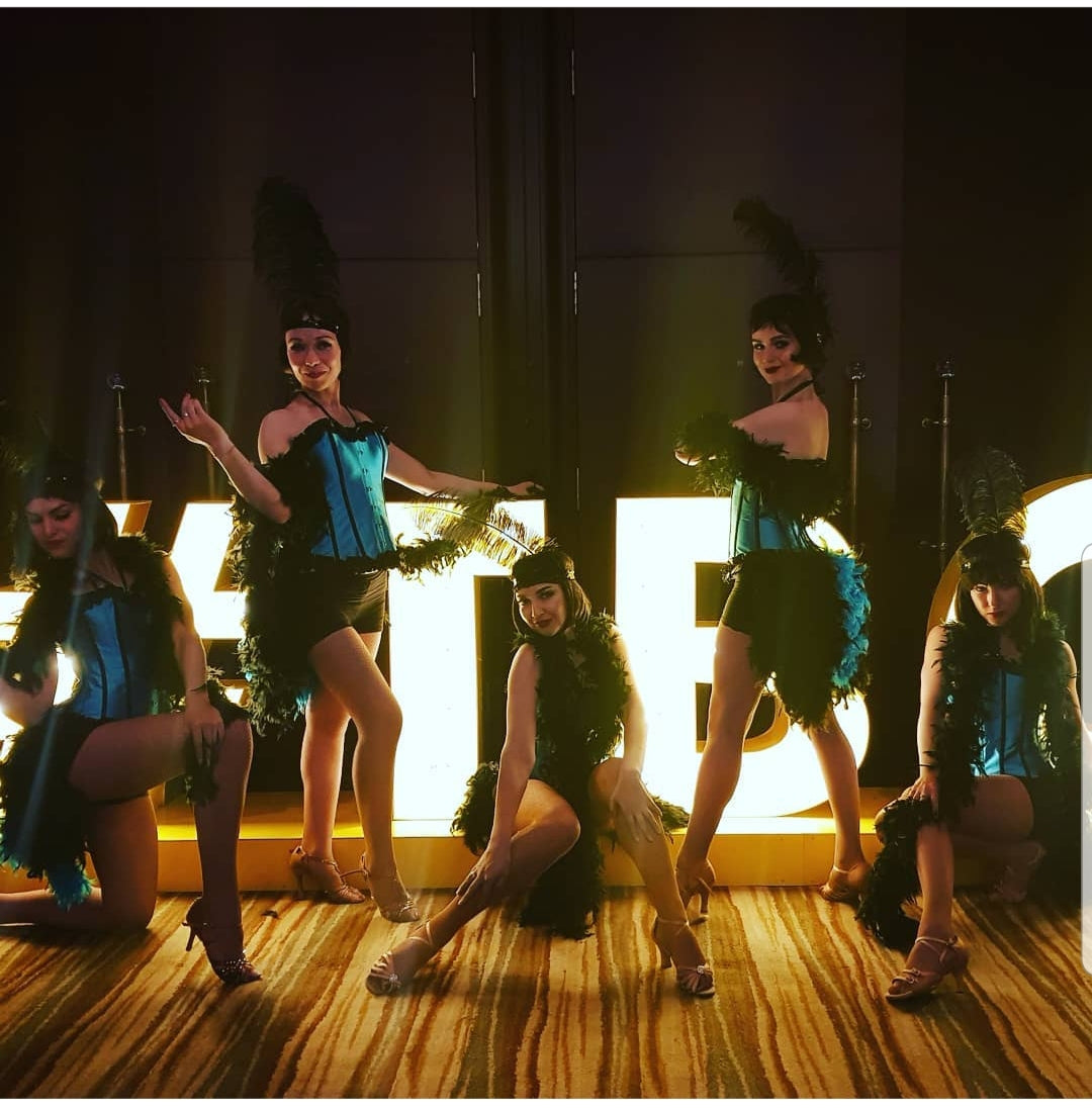 Moulin rouge dancers