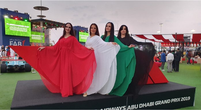 National Day Khaleeji Dancer by Elegant Arts