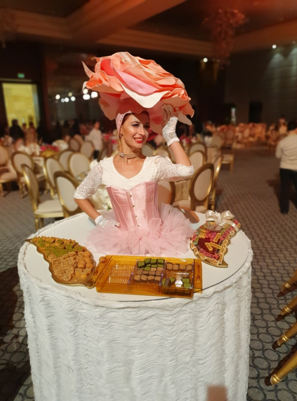 Pink And White Flower Strolling Table Ladies