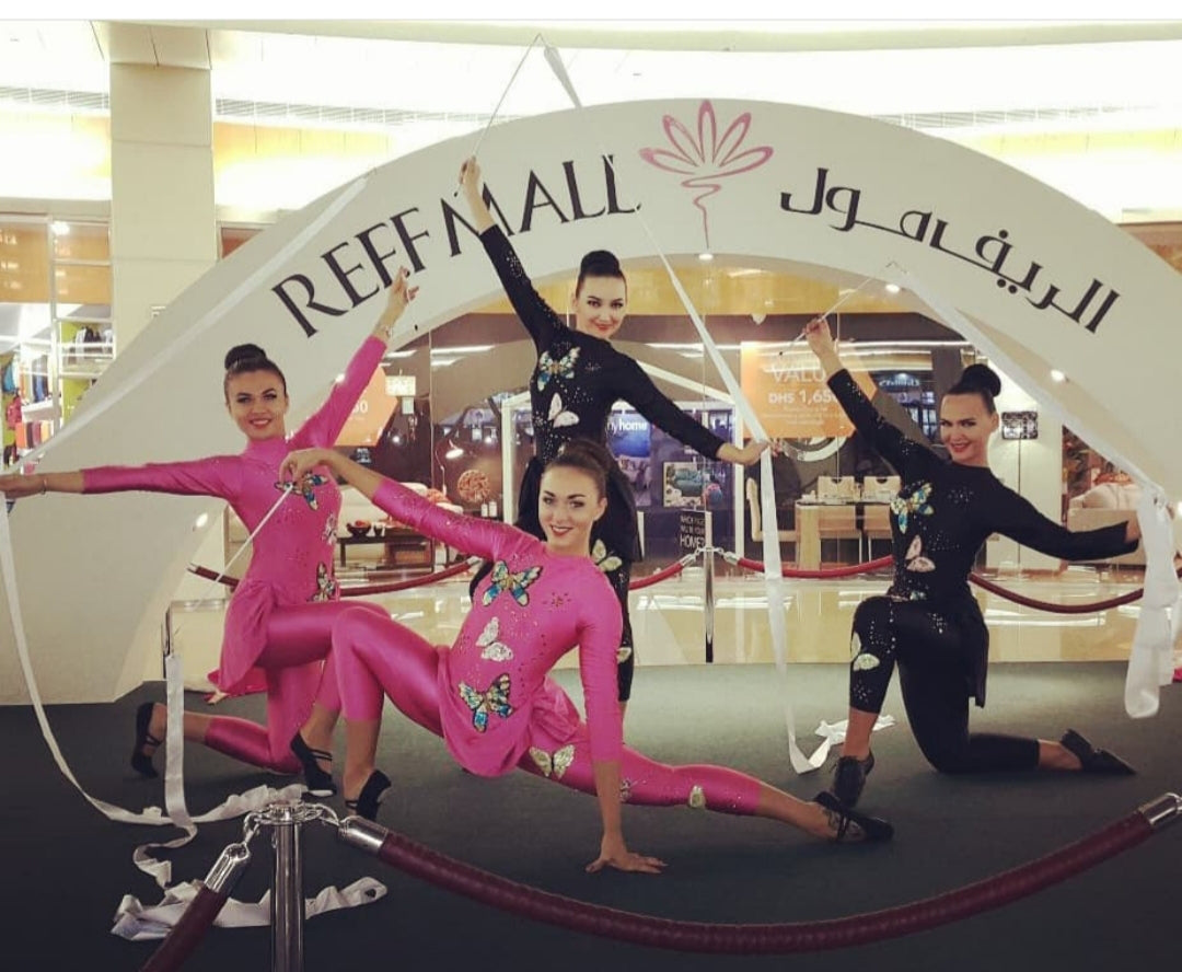 Ribbon Dancers by Fidelio Arts